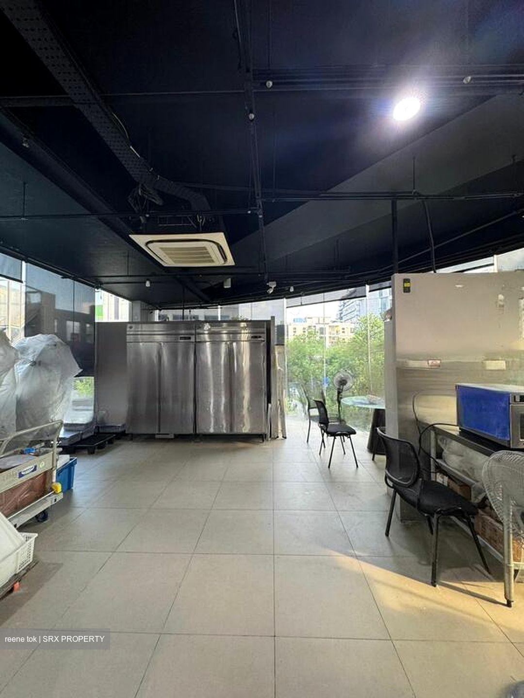 The Commerze@irving (D13), Factory #462938751